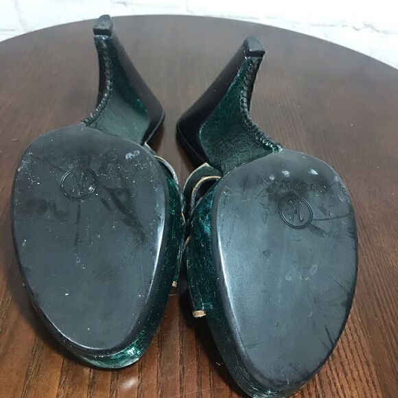 COLE HAAN embossed leather slide wedges 9.5 Guc - Picture 6 of 8